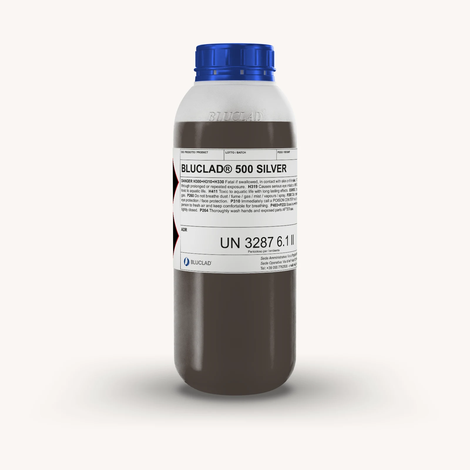 Flacon BLUCLAD® 500 SILVER sur fond de la couleur du dépôt