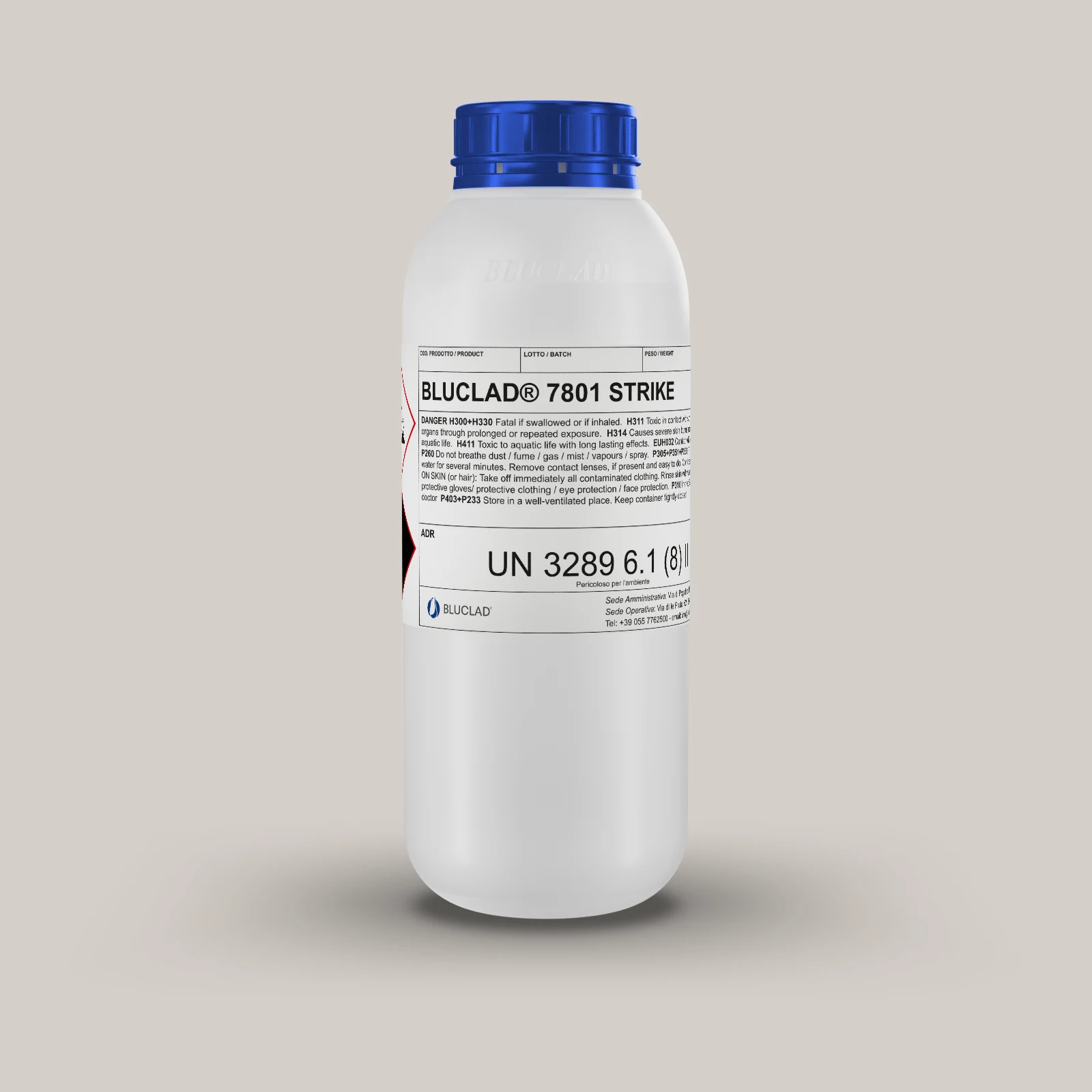 Flacon BLUCLAD® 7801 STRIKE sur fond de la couleur du dépôt