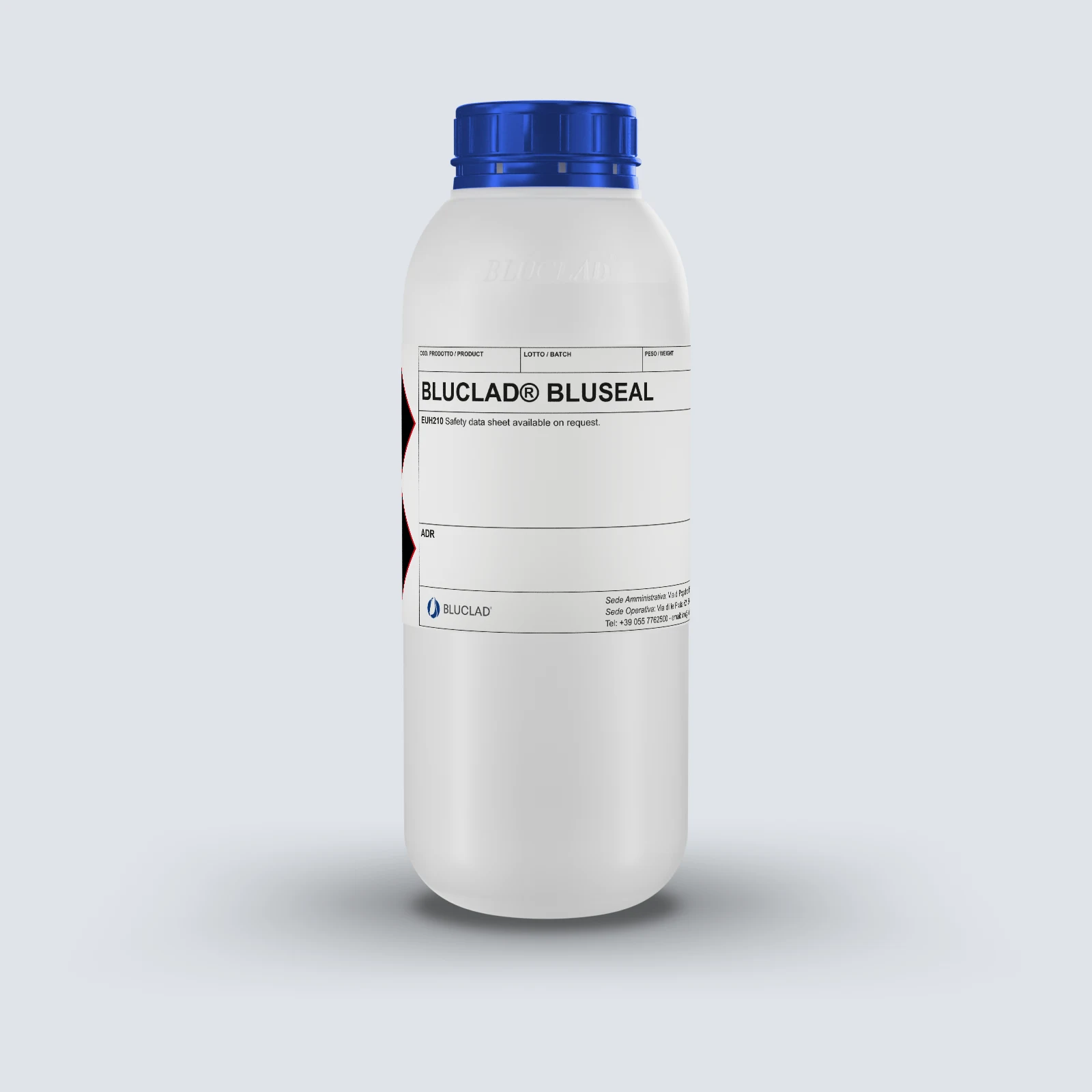 Flacone BLUCLAD® BLUSEAL su sfondo nel colore del deposito