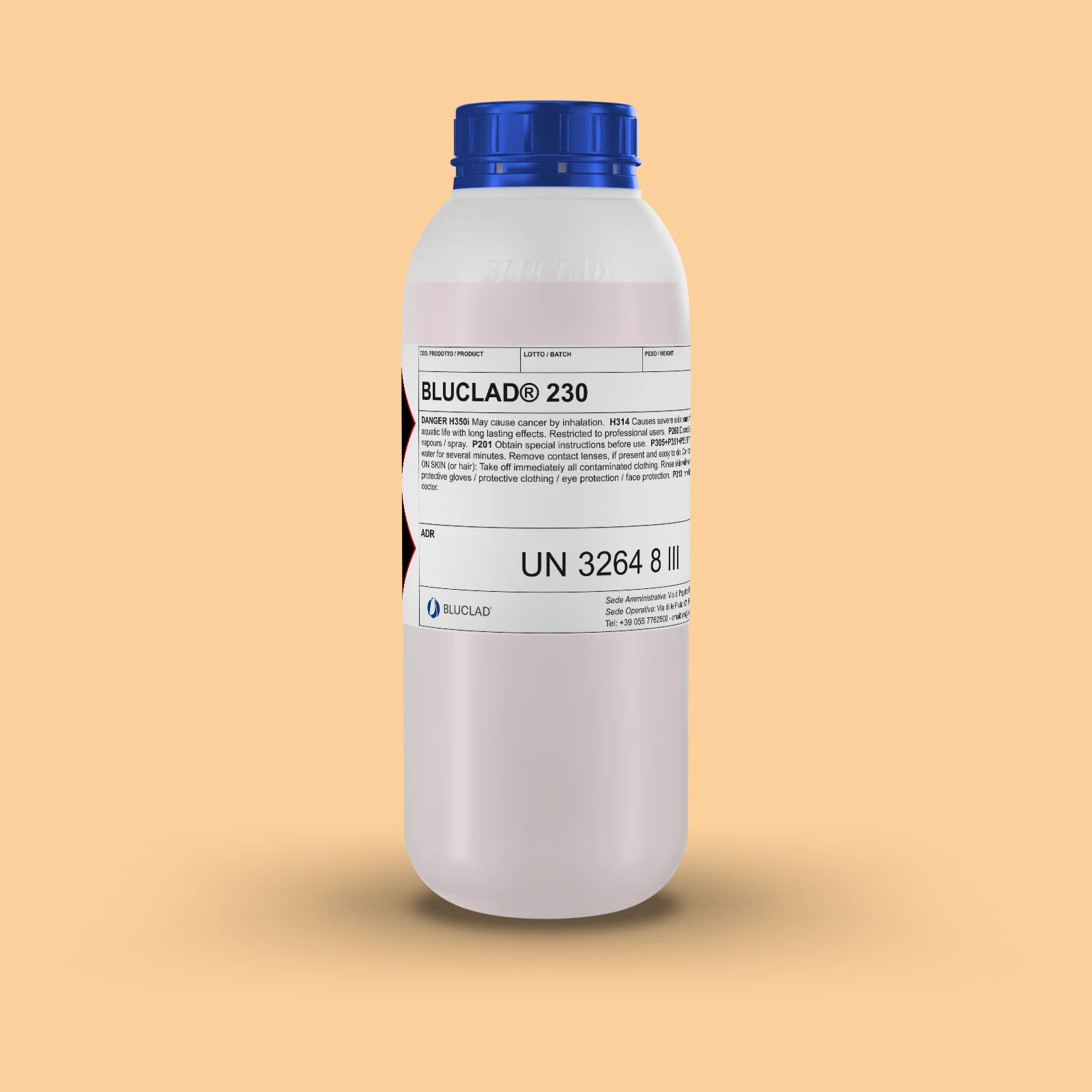 Flacone BLUCLAD® 230 su sfondo nel colore del deposito