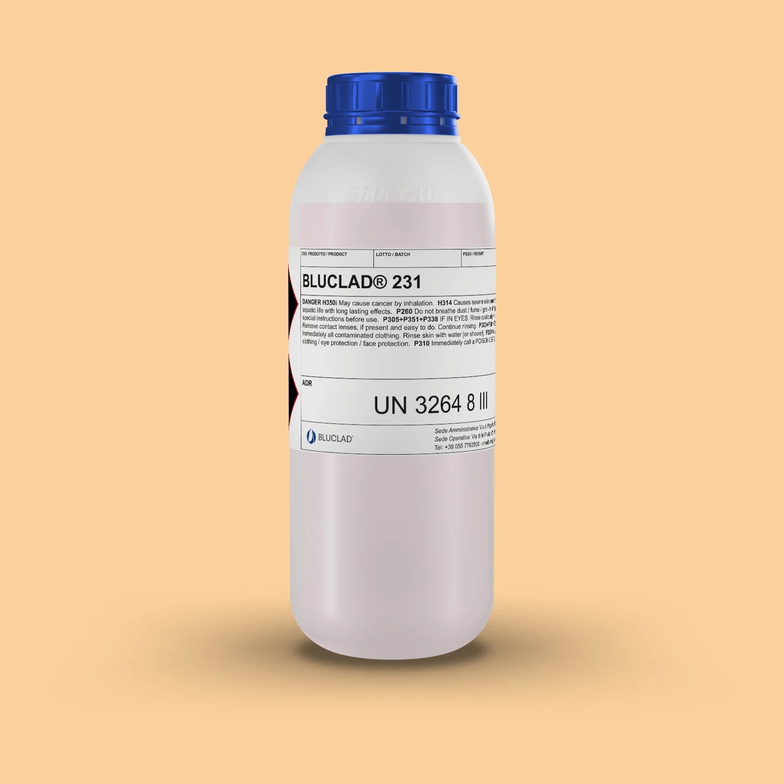 Flacone BLUCLAD® 231 su sfondo nel colore del deposito