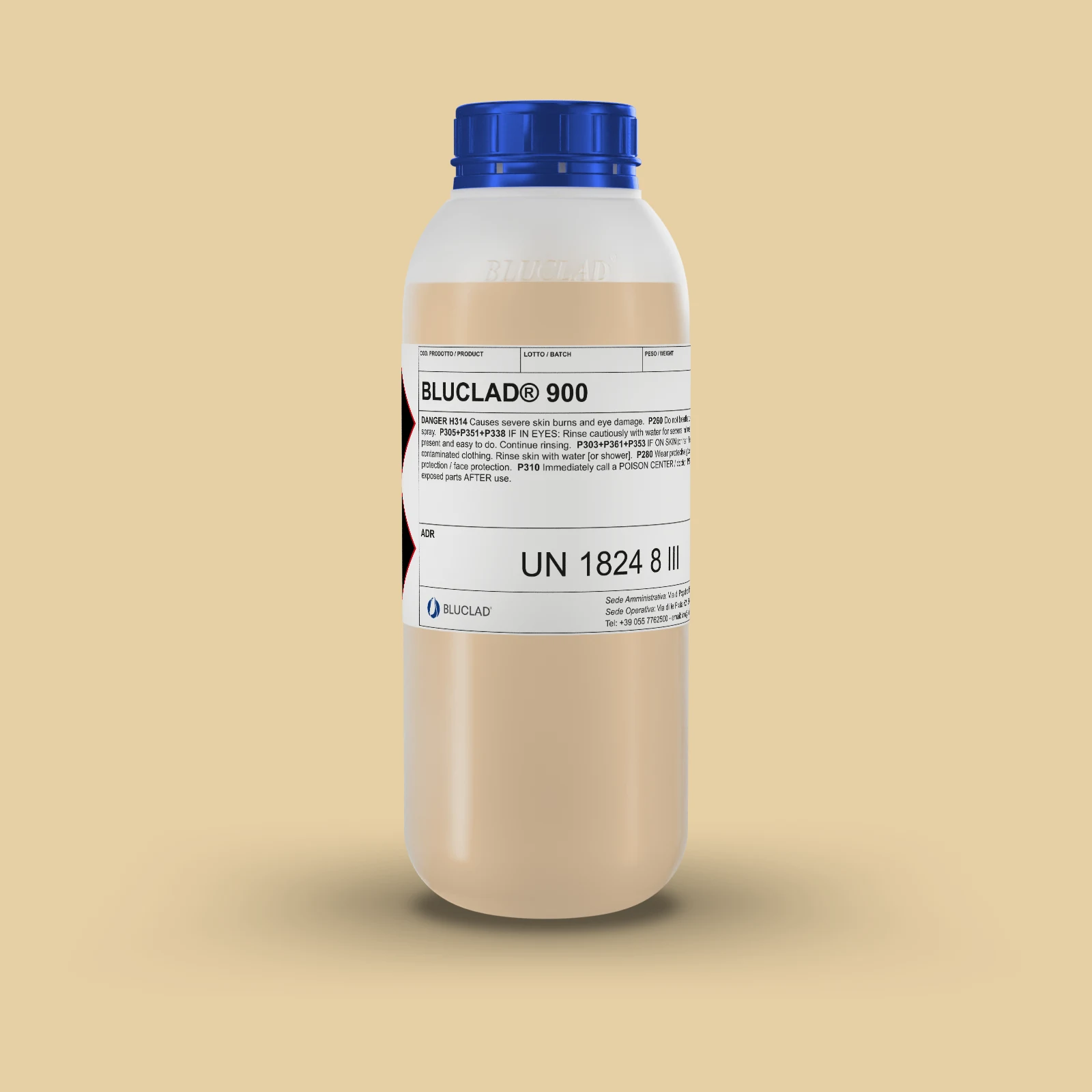 Flacone BLUCLAD® 900 su sfondo nel colore del deposito