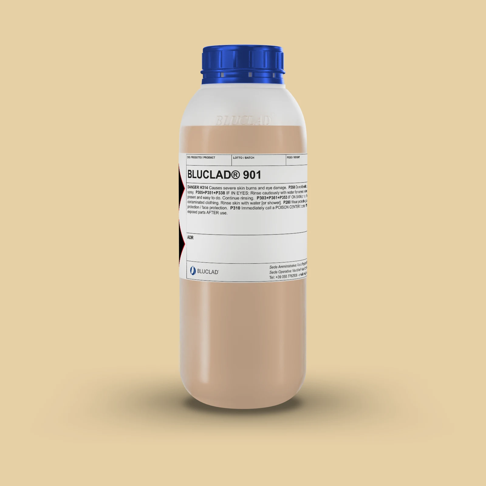 Flacone BLUCLAD® 901 su sfondo nel colore del deposito